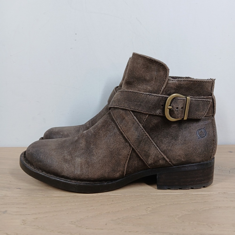 Born Boots Womens 7M Brown Ankle Buckle Strap Leather Flat Minimalist Urban